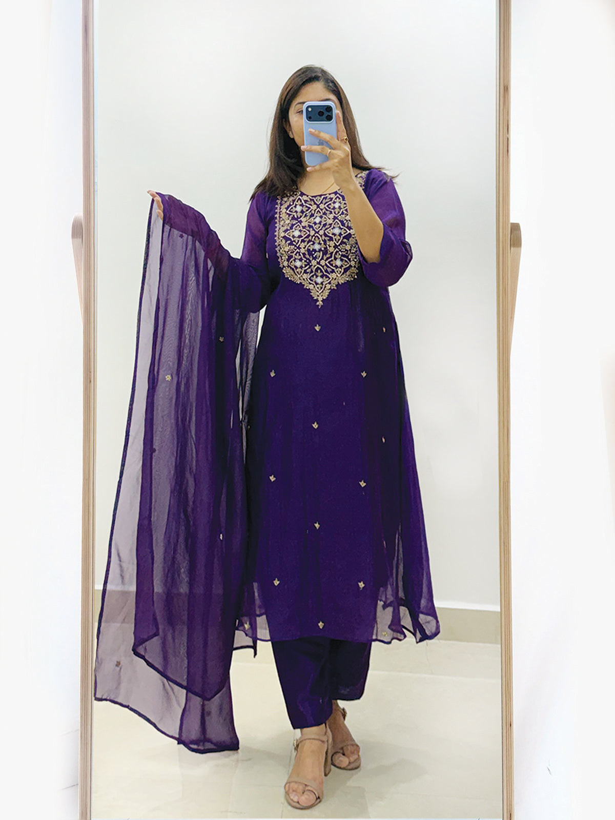 Noorvi Royale A-Line Suit