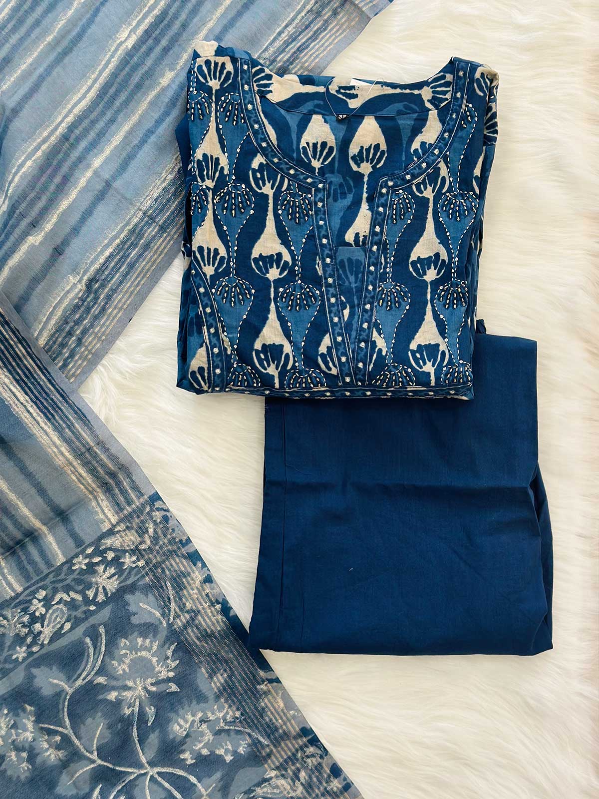 Rajwada Ruh Suit (Indigo)